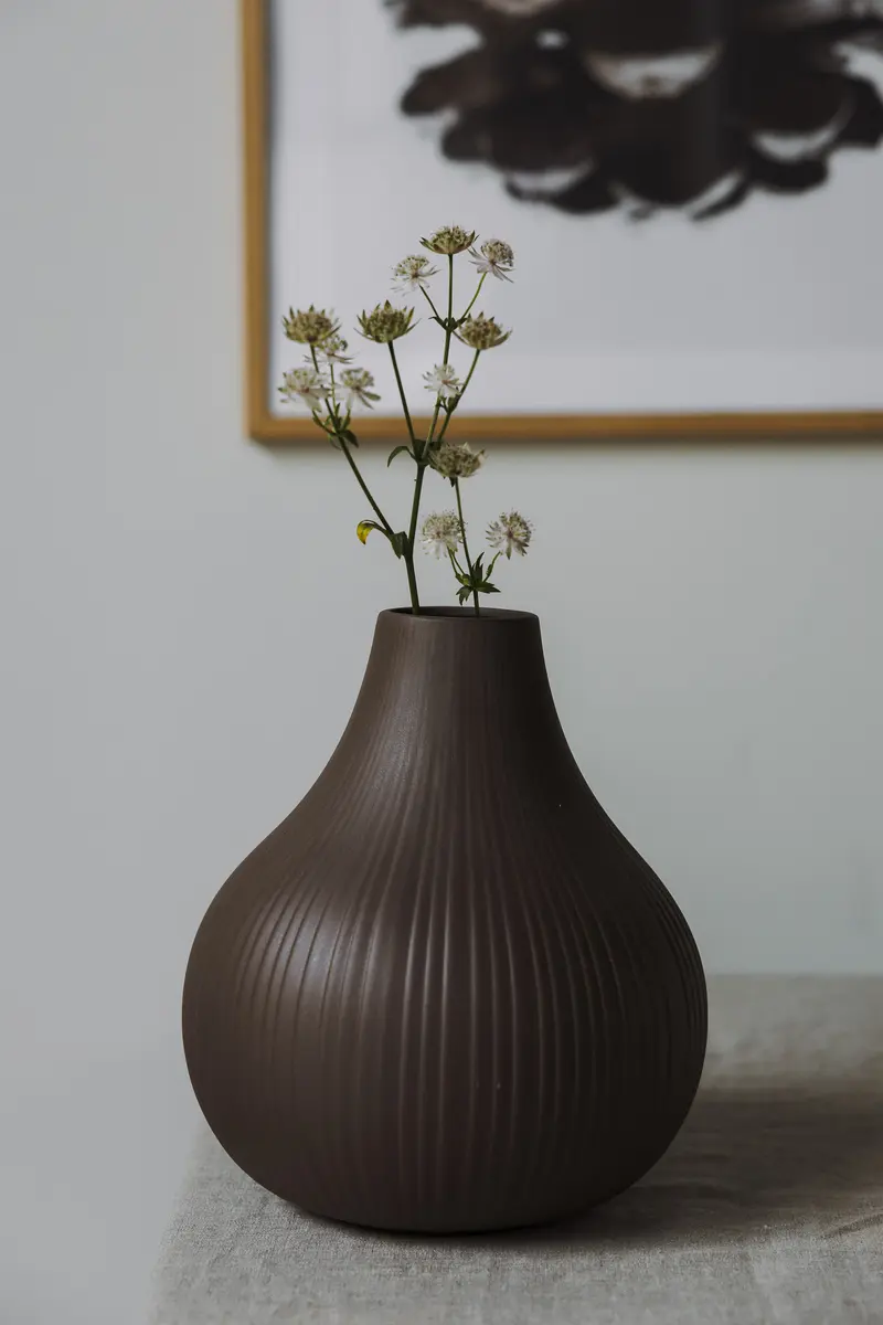 TAMMI VASE BRUN